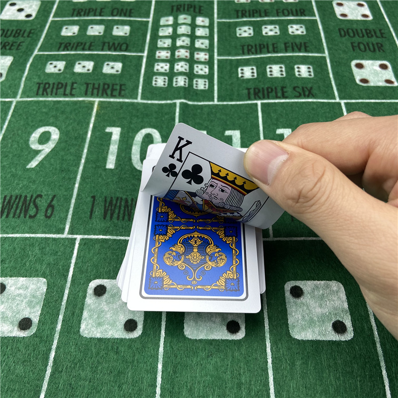 New 2pcs Playing Cards  Plasti - огляд і ціна Board Game Book