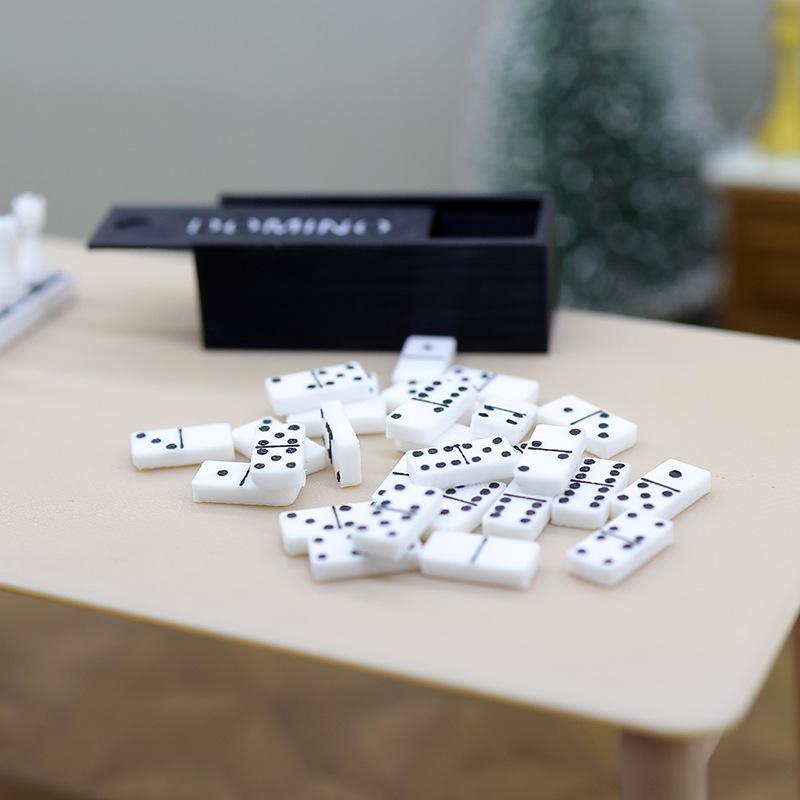 1 Set 1:12 Dollhouse Accessori - огляд і ціна Board Game Dots