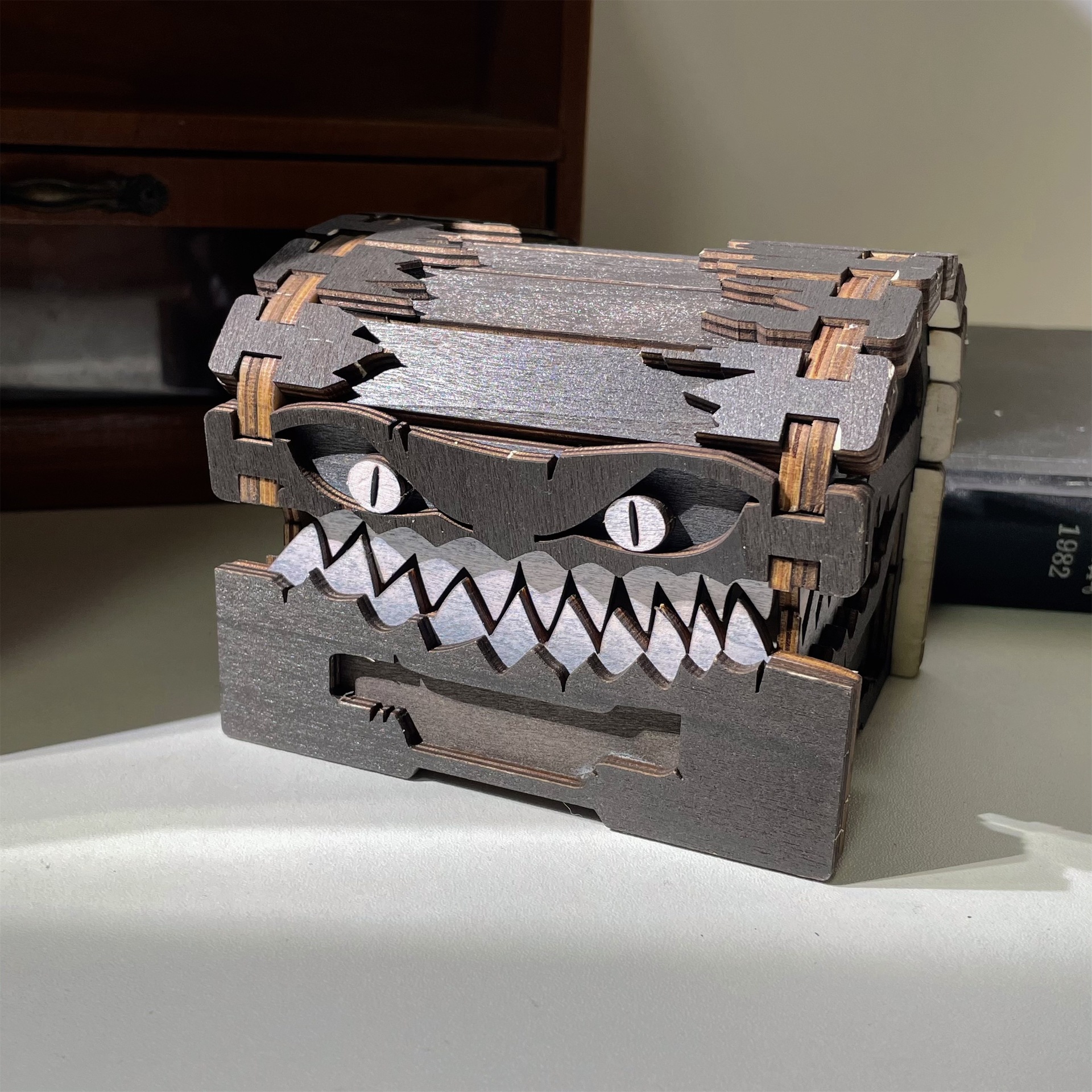 Wooden Dice Box Decor Monster  - огляд і ціна Dice Tower Wooden